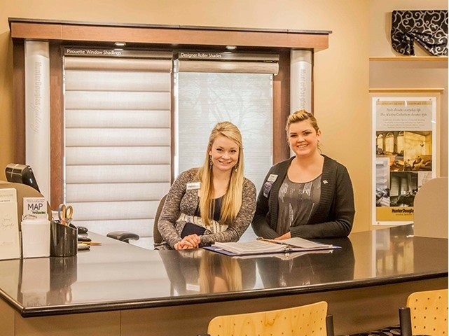 Hunter Douglas Dealer Image